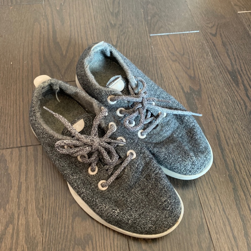 Women's Grey Allbirds Size 9.5